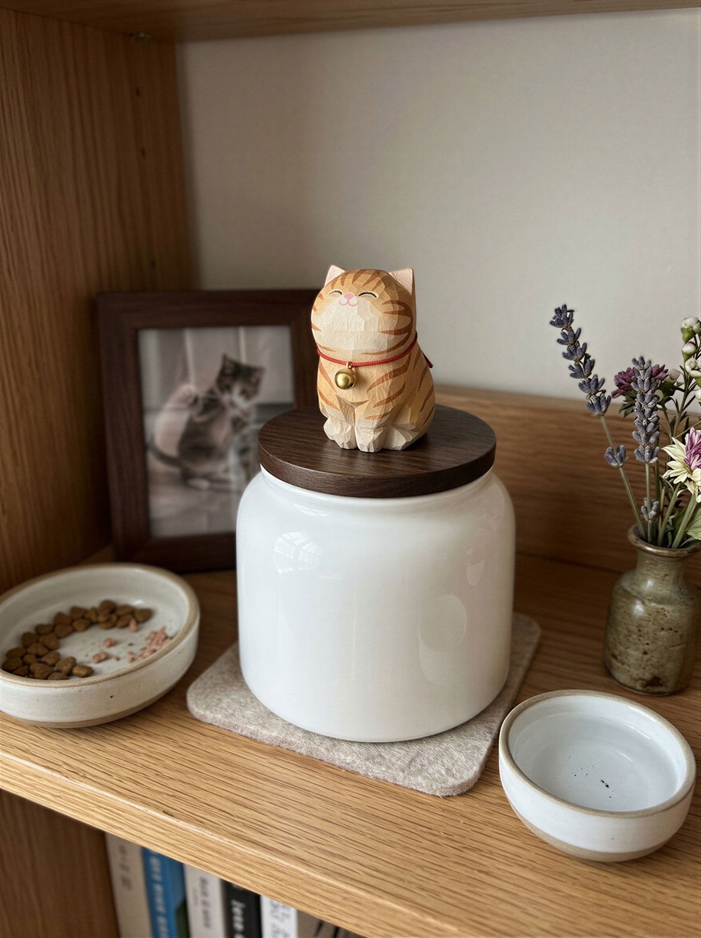 Cat Memorial Bell Ceramic Pet Urn with Figurine - 570ml - Orange Mackerel Tabby - pet ashes memorial urn